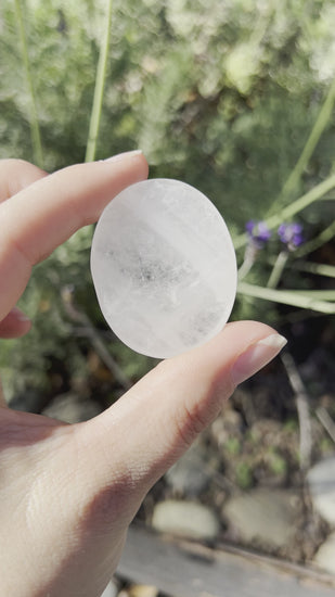 This listing is for one (1) Clear Quartz worry stone. These worry stones have been cleansed and Reiki charged. Each worry stone is truly unique. Size: approximately 1.75 inches by 1.25 inches *Each worry stone is unique, and the photos are a representation of what you will receive. I will intuitively select your Clear Quartz worry stone just for you.
