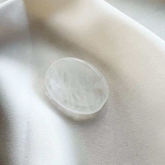 This listing is for one (1) Clear Quartz worry stone. These worry stones have been cleansed and Reiki charged. Each worry stone is truly unique. Size: approximately 1.75 inches by 1.25 inches  *Each worry stone is unique, and the photos are a representation of what you will receive. I will intuitively select your Clear Quartz worry stone just for you. 